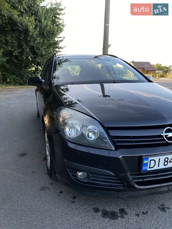 Универсал Opel Astra 2004 в Луцке