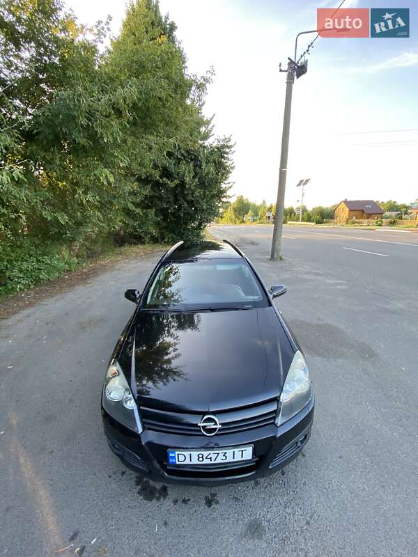 Универсал Opel Astra 2004 в Луцке