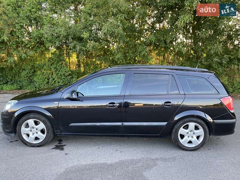 Универсал Opel Astra 2004 в Луцке