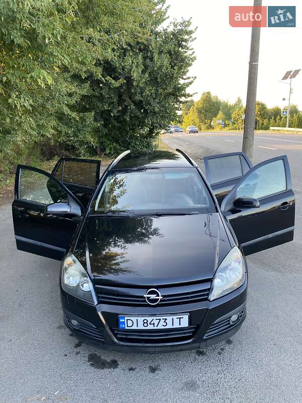 Универсал Opel Astra 2004 в Луцке