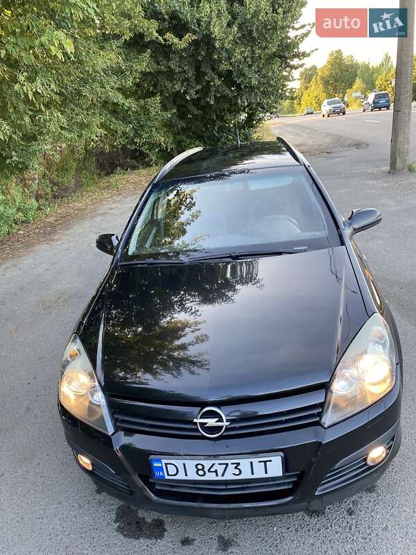 Универсал Opel Astra 2004 в Луцке