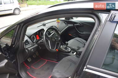 Универсал Opel Astra 2013 в 