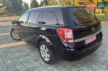 Универсал Opel Astra 2007 в Дубно