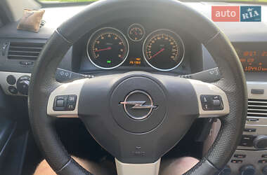 Универсал Opel Astra 2007 в 