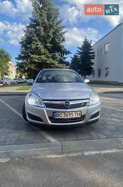 Універсал Opel Astra 2007 в Стрию