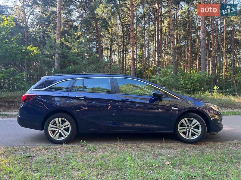 Универсал Opel Astra 2016 в Борисполе