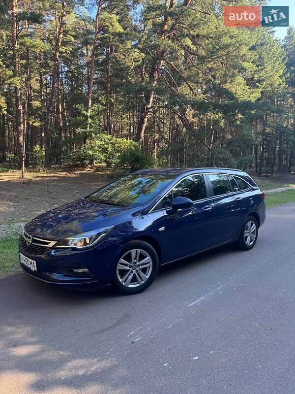 Универсал Opel Astra 2016 в Борисполе