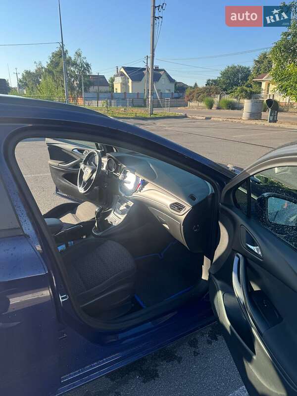 Универсал Opel Astra 2016 в Борисполе