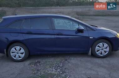 Універсал Opel Astra 2017 в Миколаєві