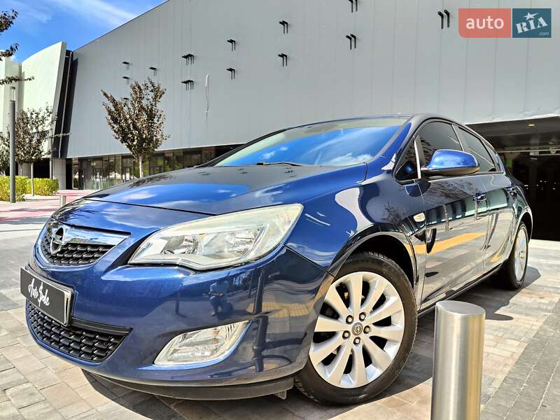 Opel Astra 2010