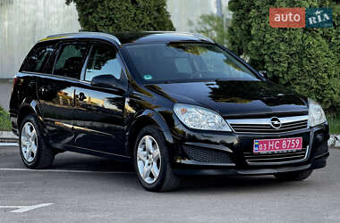 Универсал Opel Astra 2007 в Дубно