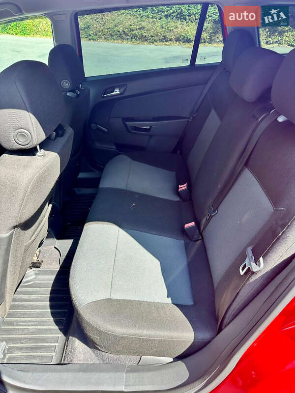 Универсал Opel Astra 2004 в Киеве