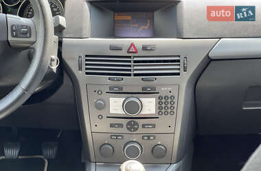 Універсал Opel Astra 2005 в 