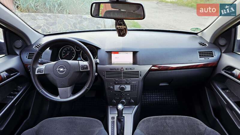 Хетчбек Opel Astra 2004 в Полтаві
