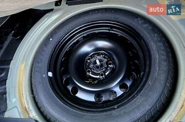 Хэтчбек Opel Astra 2004 в 
