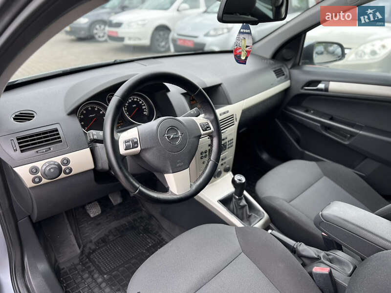 Універсал Opel Astra 2007 в Старокостянтинові