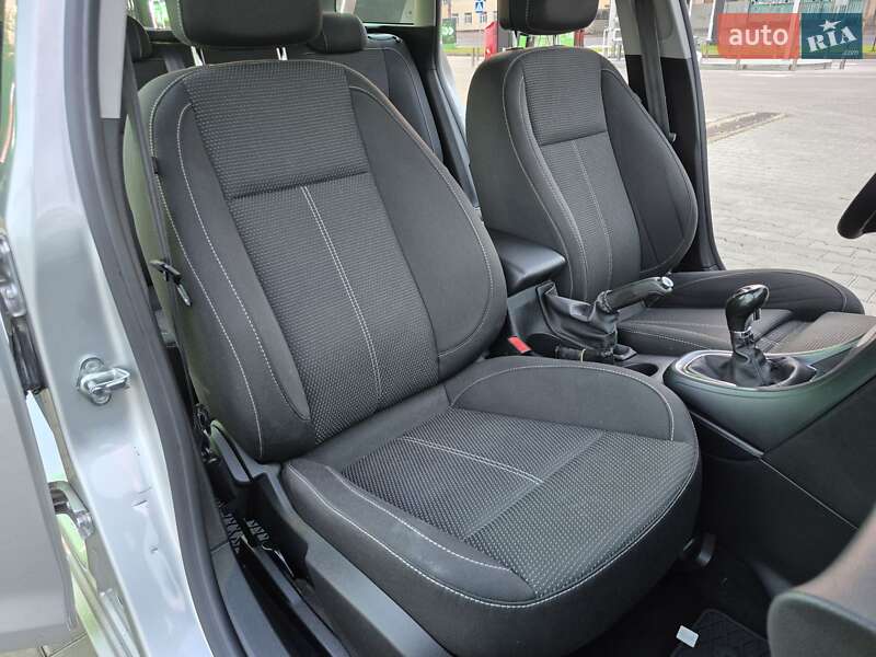 Універсал Opel Astra 2015 в Одесі