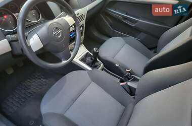 Седан Opel Astra 2008 в 