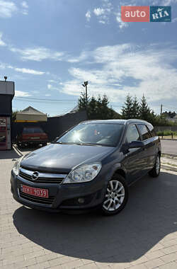 Универсал Opel Astra 2009 в 