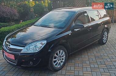 Универсал Opel Astra 2008 в Луцке