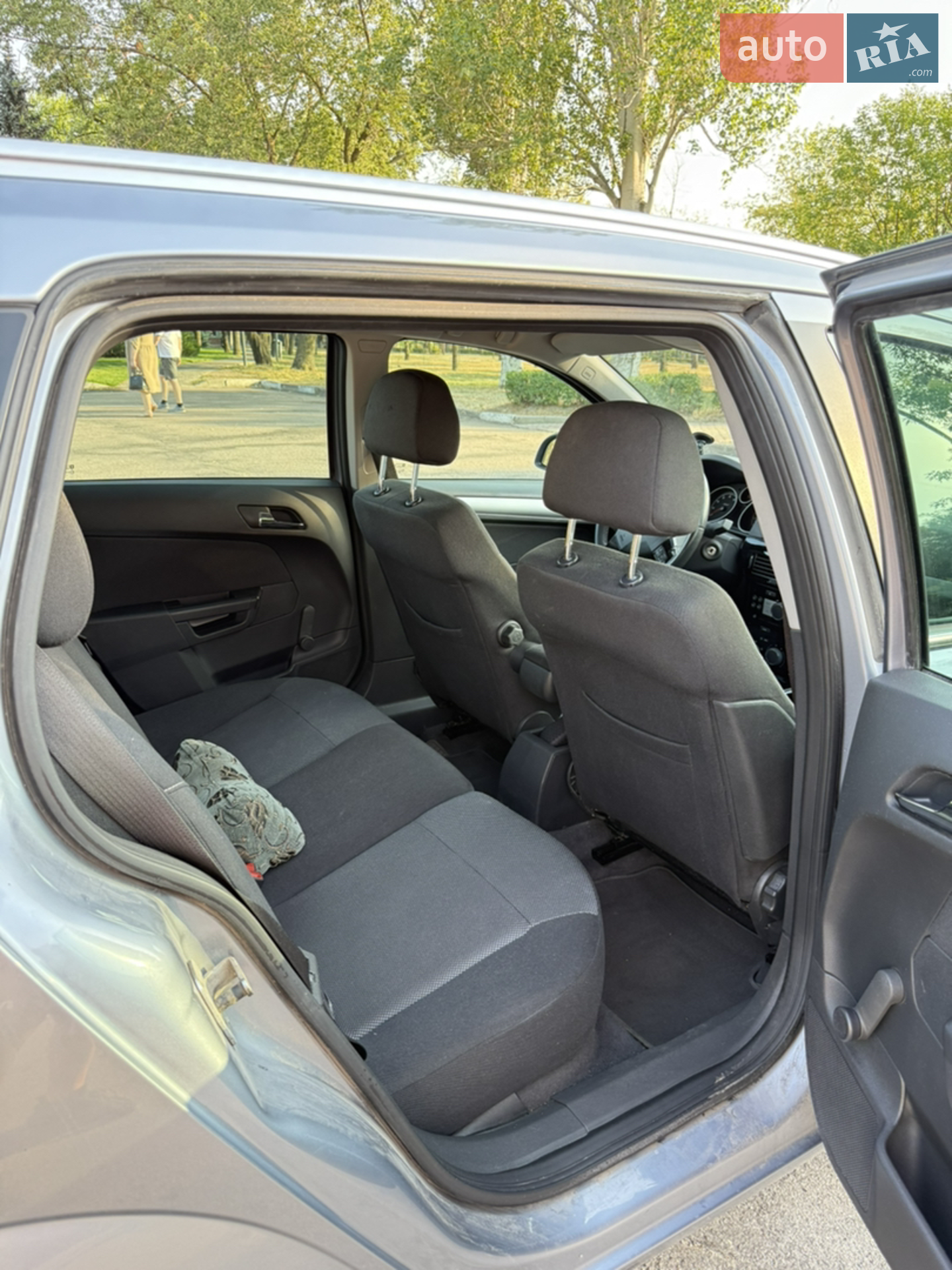 2010 Opel Astra - мініатюра 10