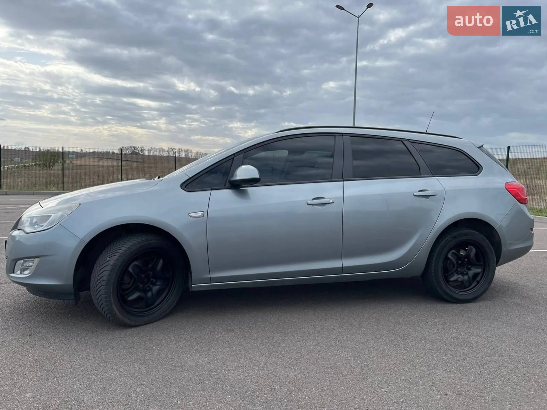 2011 Opel Astra - мініатюра 3