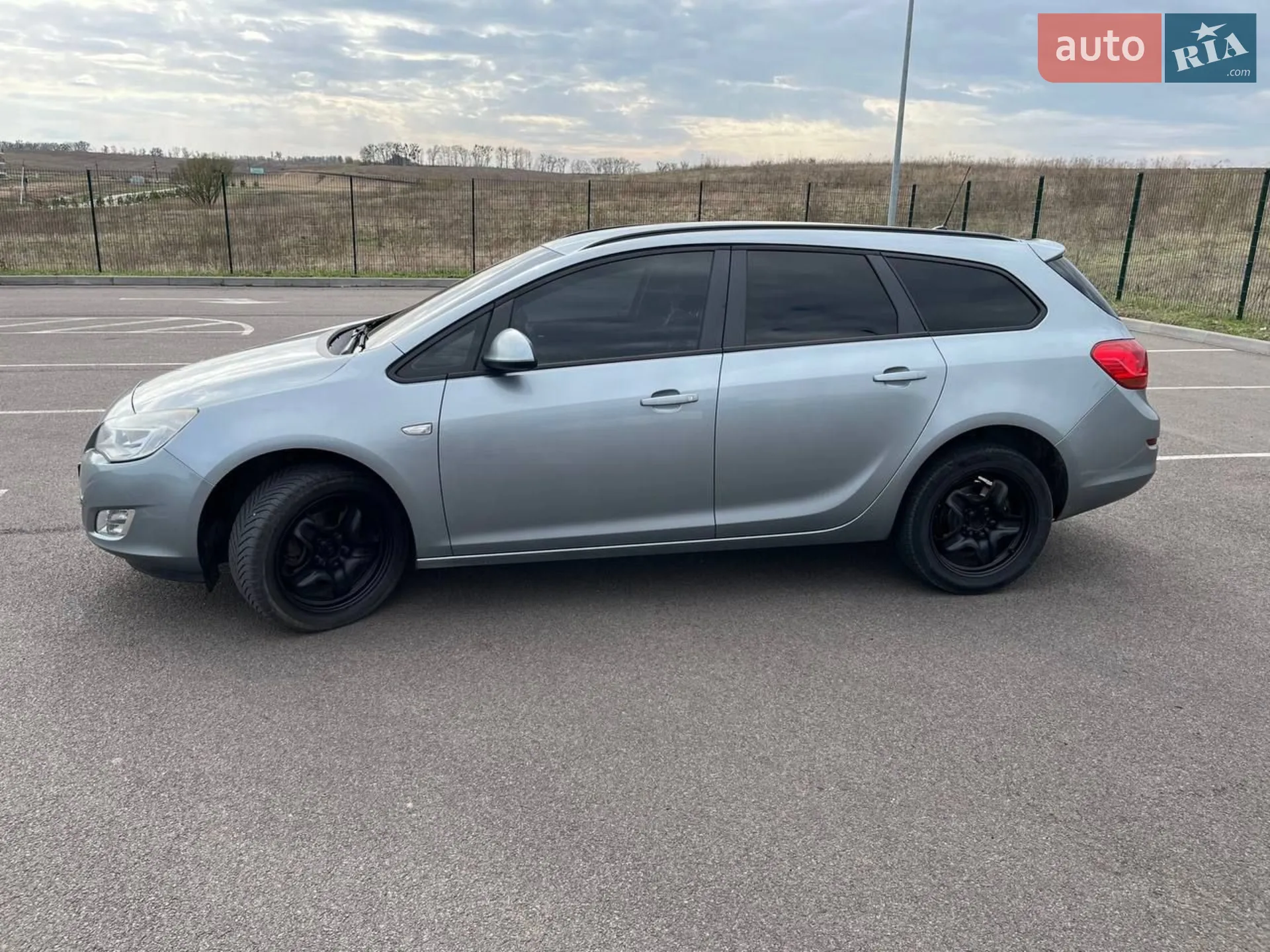 2011 Opel Astra - мініатюра 8