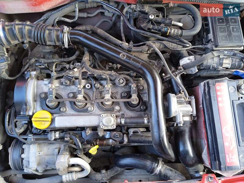 Універсал Opel Astra 2006 в Почаєві