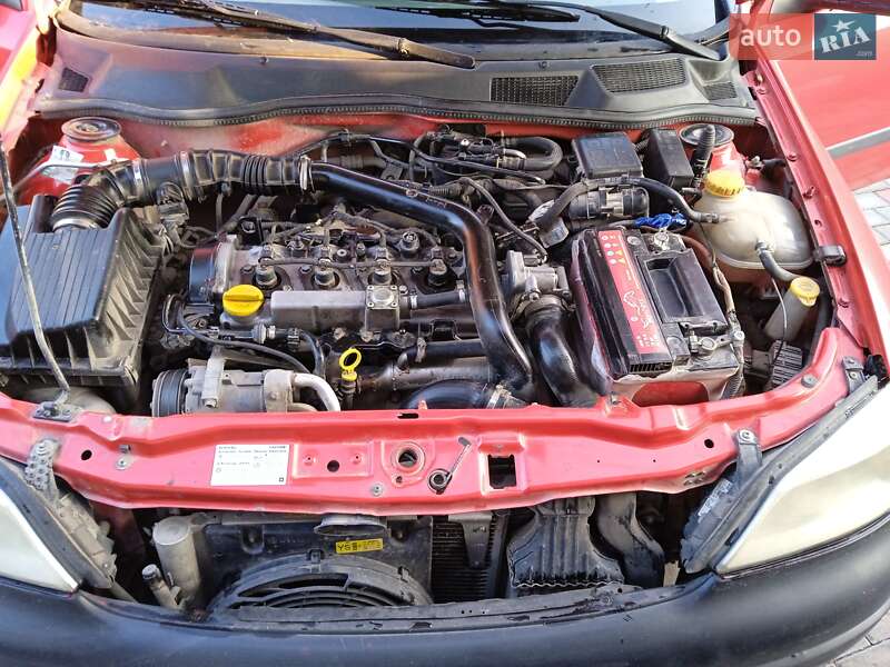 Універсал Opel Astra 2006 в Почаєві