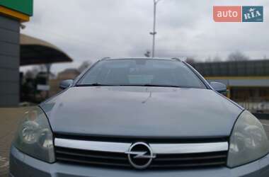 Универсал Opel Astra 2004 в 