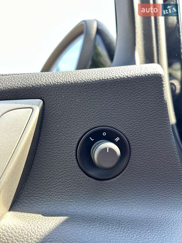 Универсал Opel Astra 2012 в Сумах