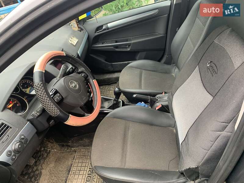 Универсал Opel Astra 2009 в Славуте