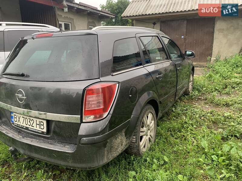 Универсал Opel Astra 2009 в Славуте