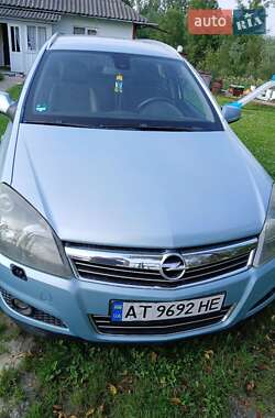 Универсал Opel Astra 2009 в Лесном Хлебичине