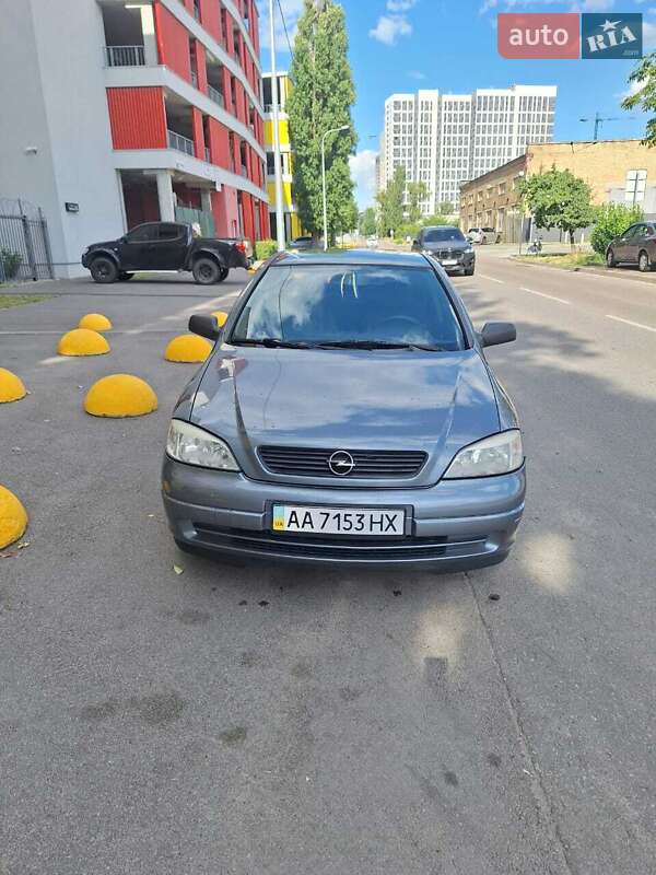 Седан Opel Astra 2008 в Києві
