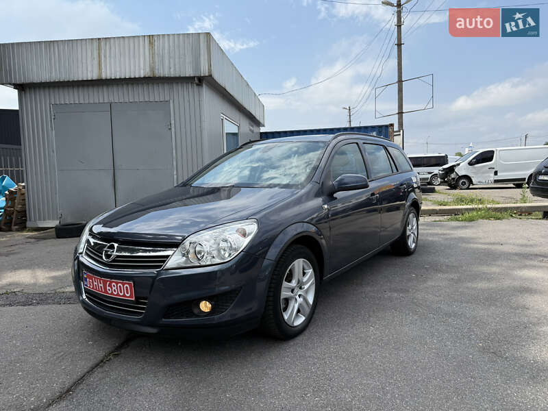 Універсал Opel Astra 2009 в Вінниці