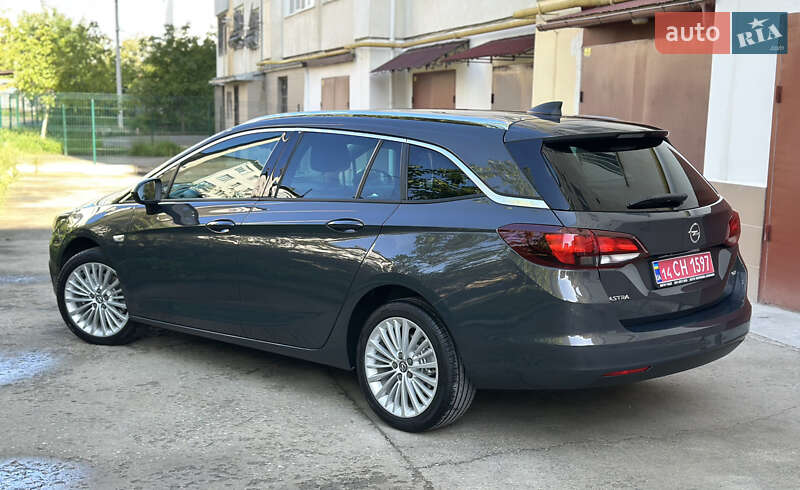 Универсал Opel Astra 2016 в Ивано-Франковске