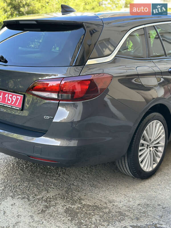 Универсал Opel Astra 2016 в Ивано-Франковске