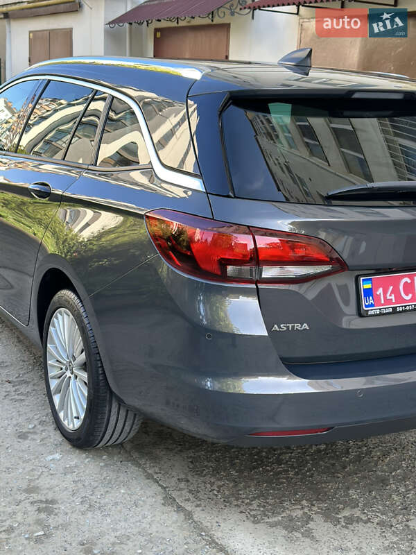 Универсал Opel Astra 2016 в Ивано-Франковске