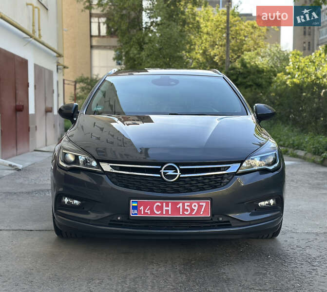 Универсал Opel Astra 2016 в Ивано-Франковске