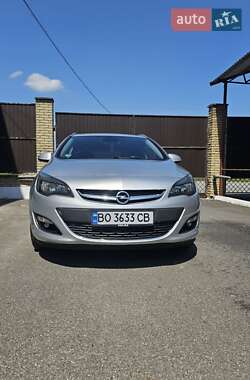 Универсал Opel Astra 2014 в 