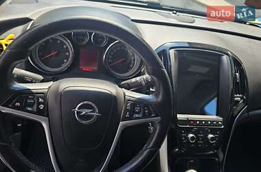Универсал Opel Astra 2014 в 
