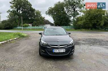 Універсал Opel Astra 2014 в Чемерівцях