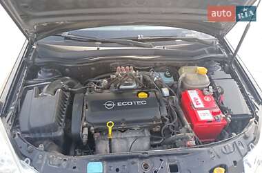 Универсал Opel Astra 2008 в 