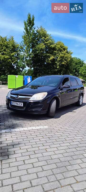 Универсал Opel Astra 2008 в Коломые
