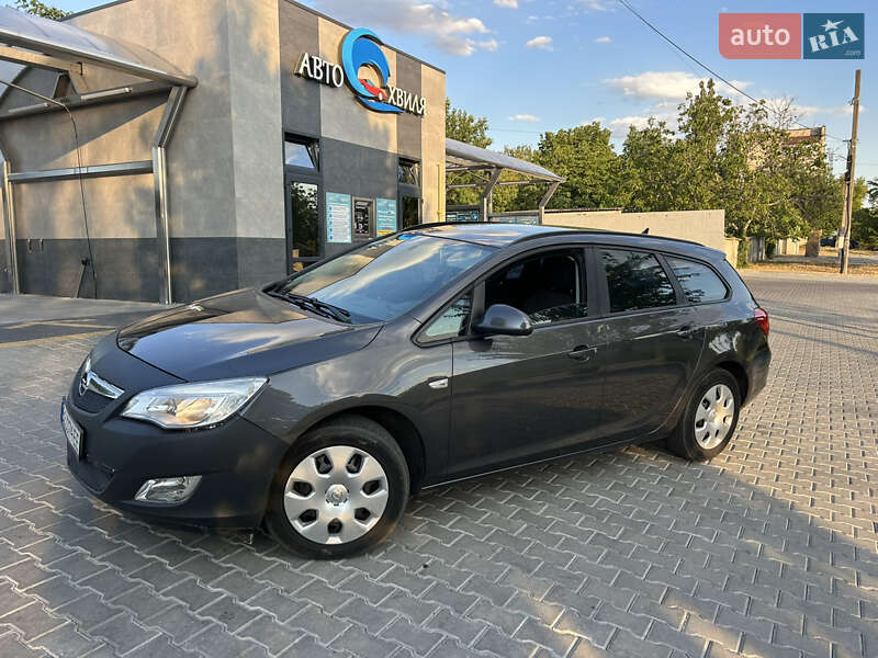 Універсал Opel Astra 2012 в Миколаєві фото 3 Універсал Opel Astra 2012 в Миколаєві