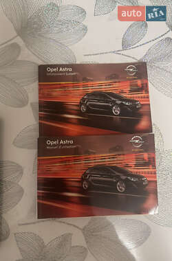 Универсал Opel Astra 2011 в 