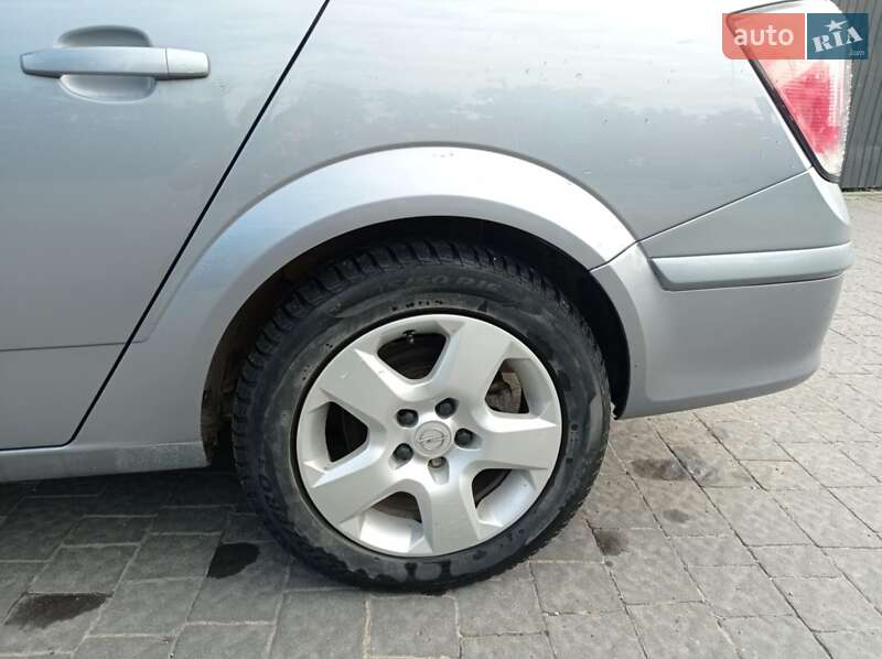 Универсал Opel Astra 2005 в Тлумаче фото 2 Универсал Opel Astra 2005 в Тлумаче