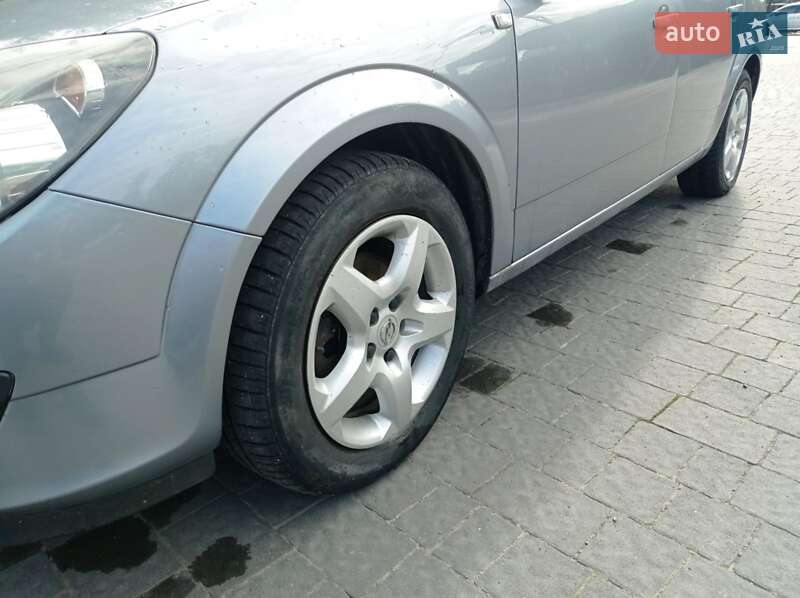 Универсал Opel Astra 2005 в Тлумаче фото 5 Универсал Opel Astra 2005 в Тлумаче