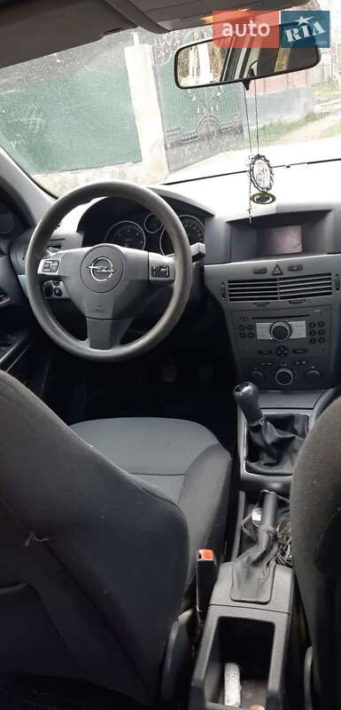 Универсал Opel Astra 2005 в Тлумаче фото 9 Универсал Opel Astra 2005 в Тлумаче